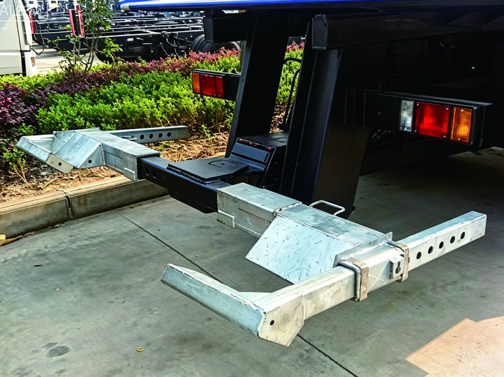 Auman Planetary Rear Double Bridge Obstacle Clearance Truck with Lift
